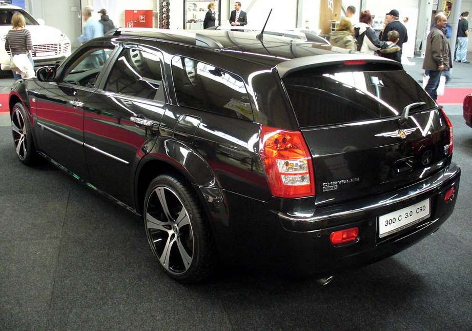 Chrysler 300C Touring #7356364