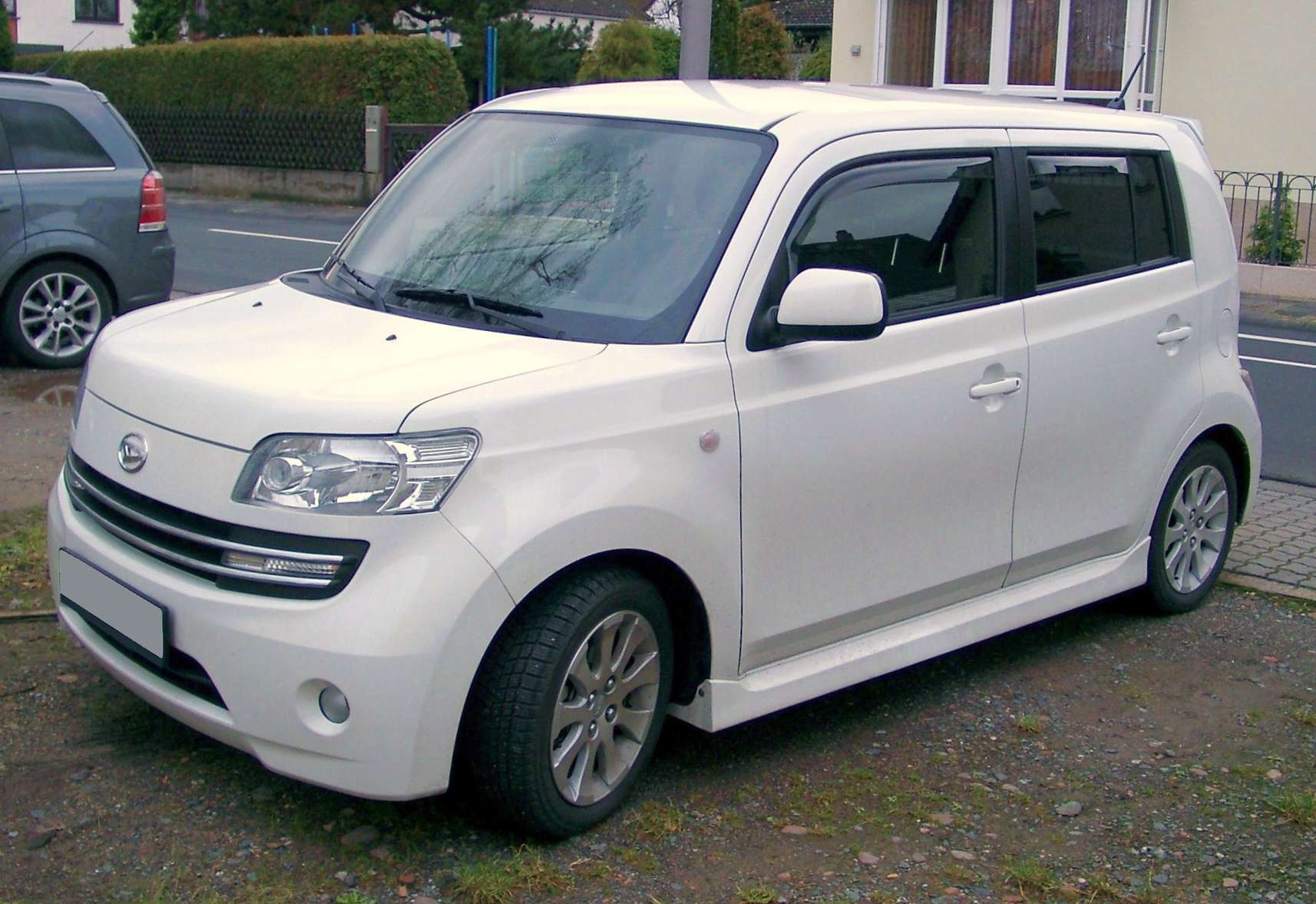 Daihatsu_Materia