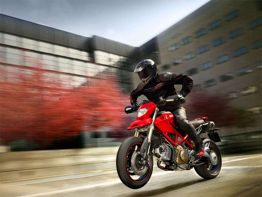Ducati Hypermotard #9528655