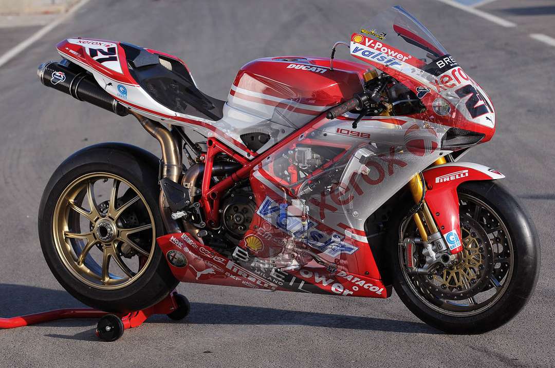 Ducati SBK #7323448