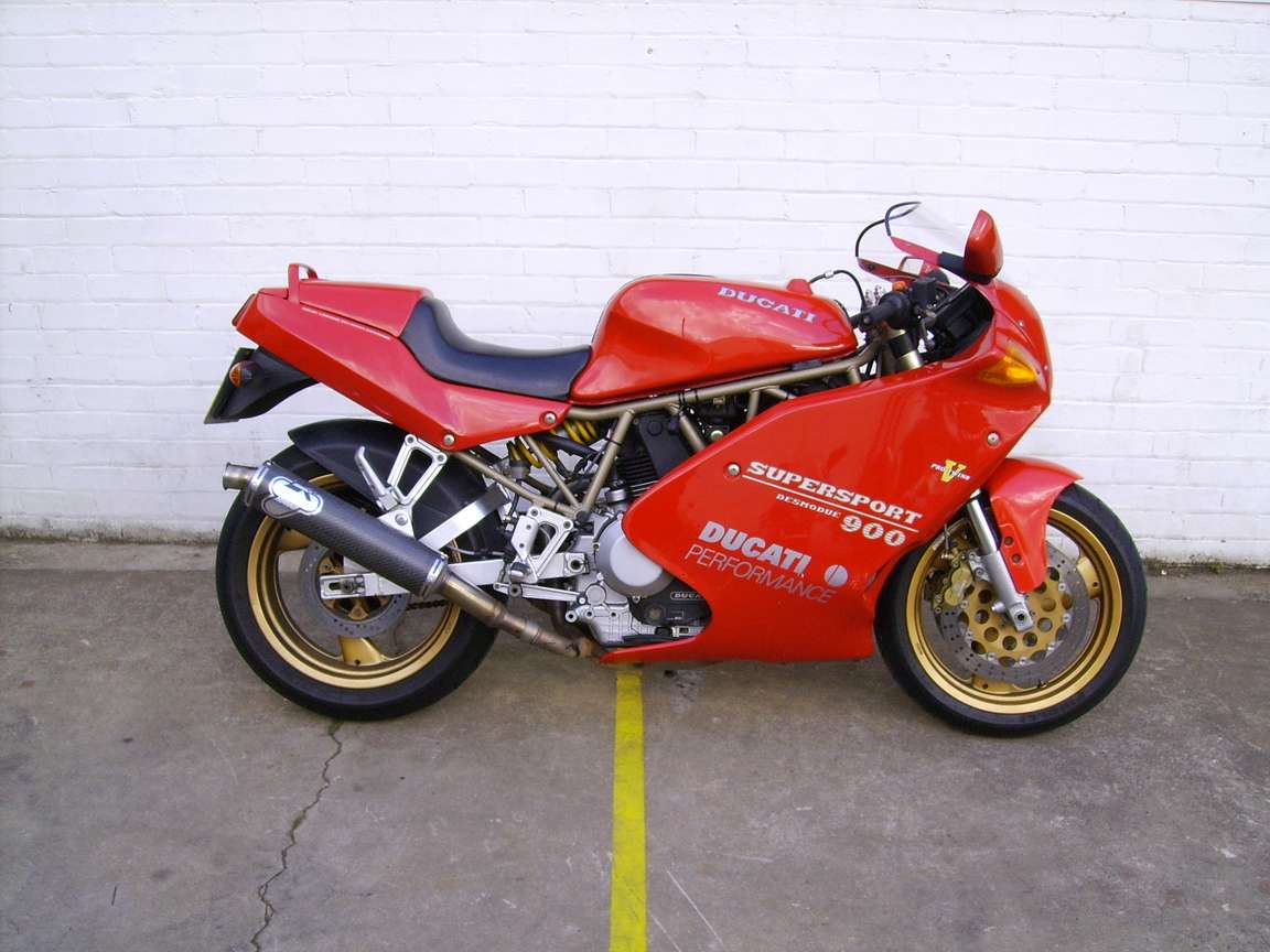 Ducati 900 SS #9721946