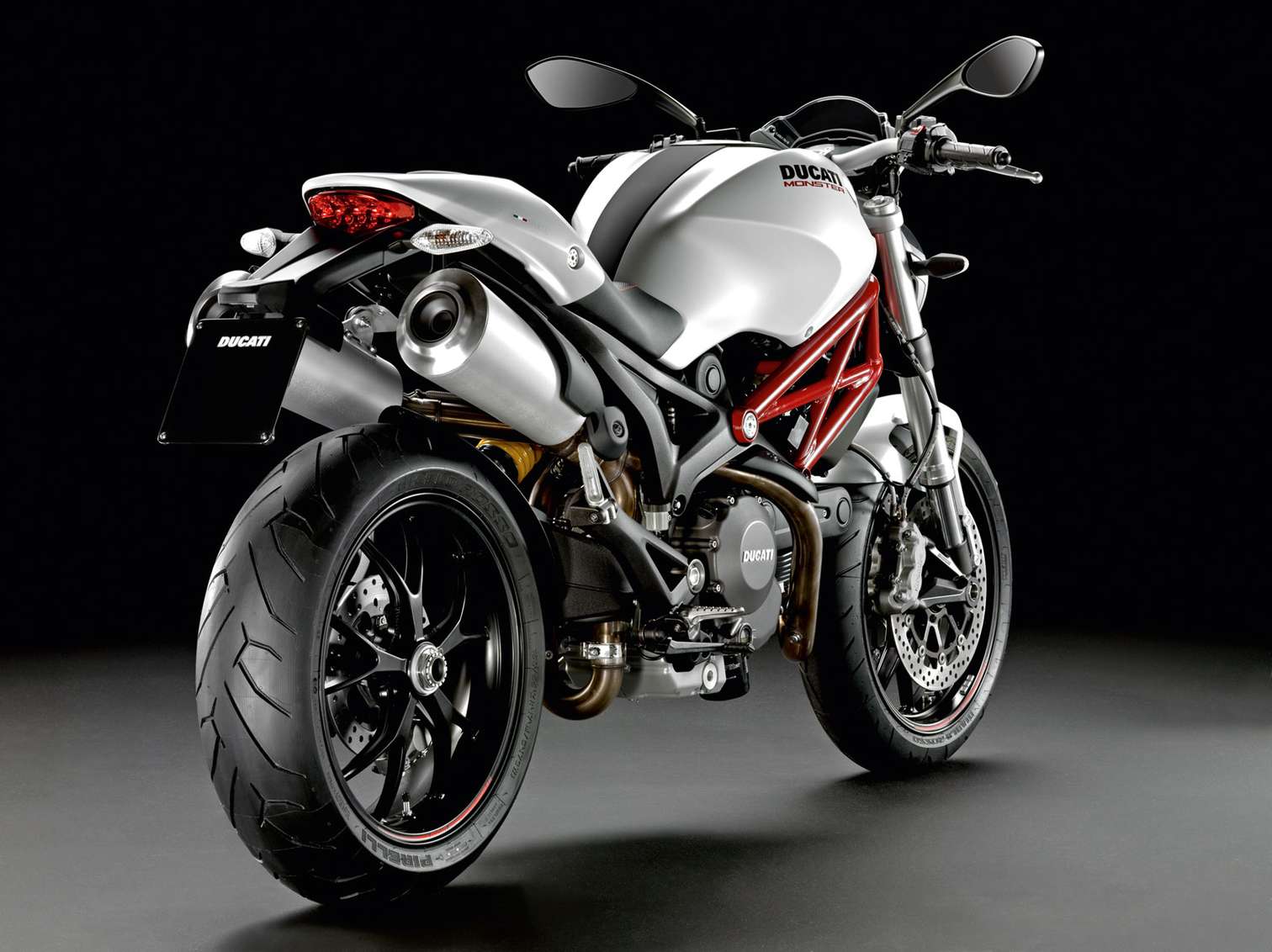 Ducati Monster 796 #9265232