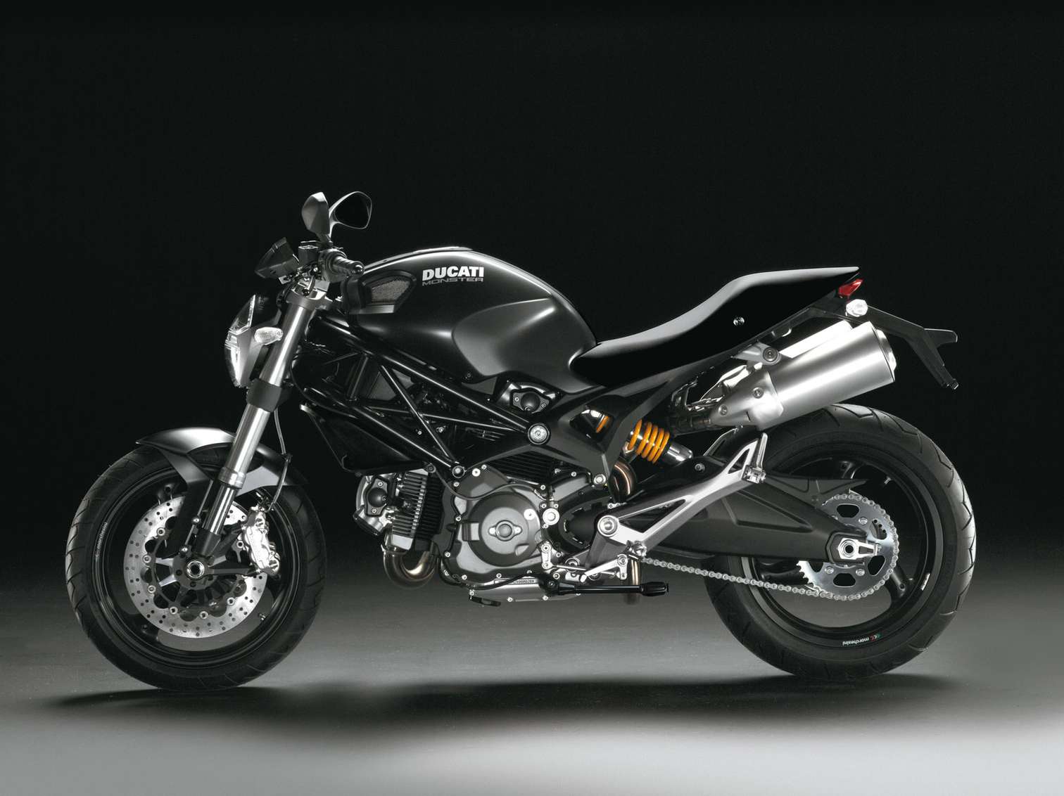 Ducati Monster 696 #7826791