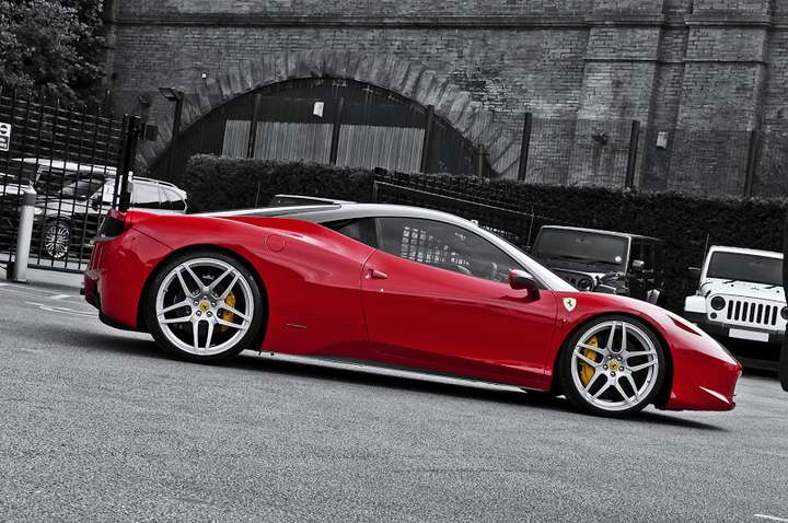 Ferrari_458_Italia