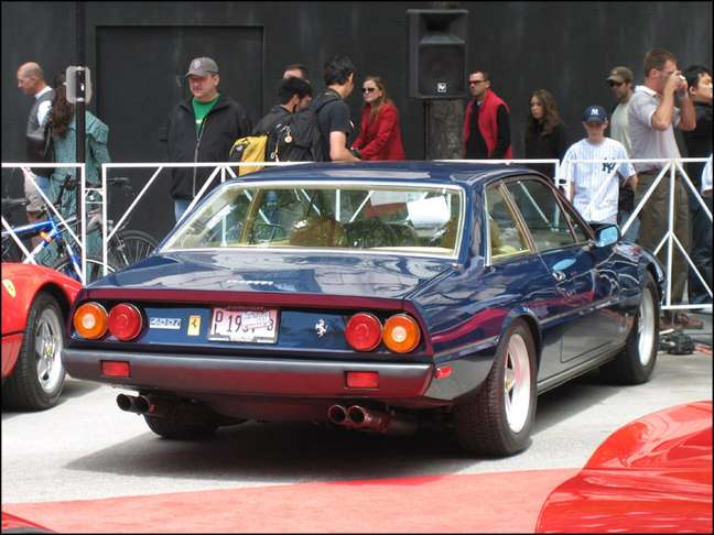Ferrari_400i