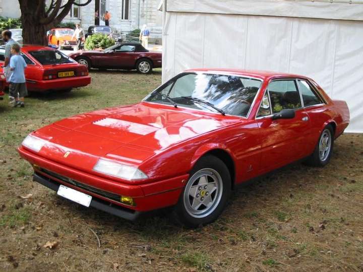 Ferrari_400