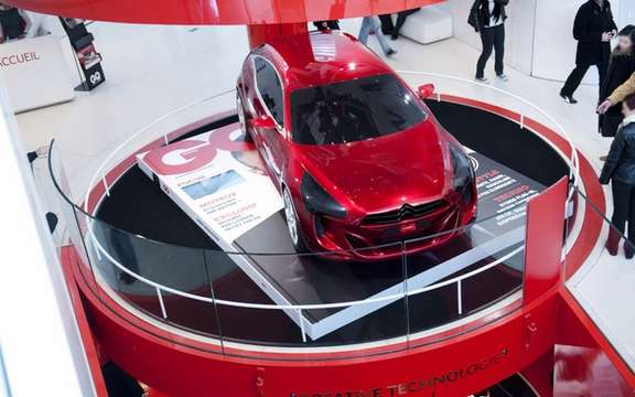 Citroen exhibited "a world of Creative Technology" picture #4