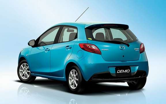 Mazda Demio SKYACTIV 2012: the first in Japan picture #3