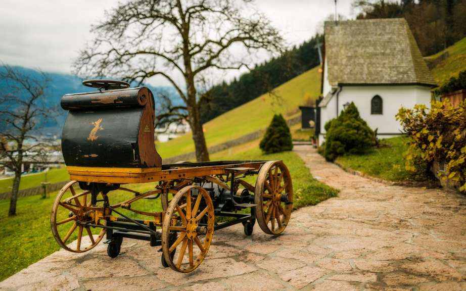 Ferdinand Porsche and his electric car picture #4