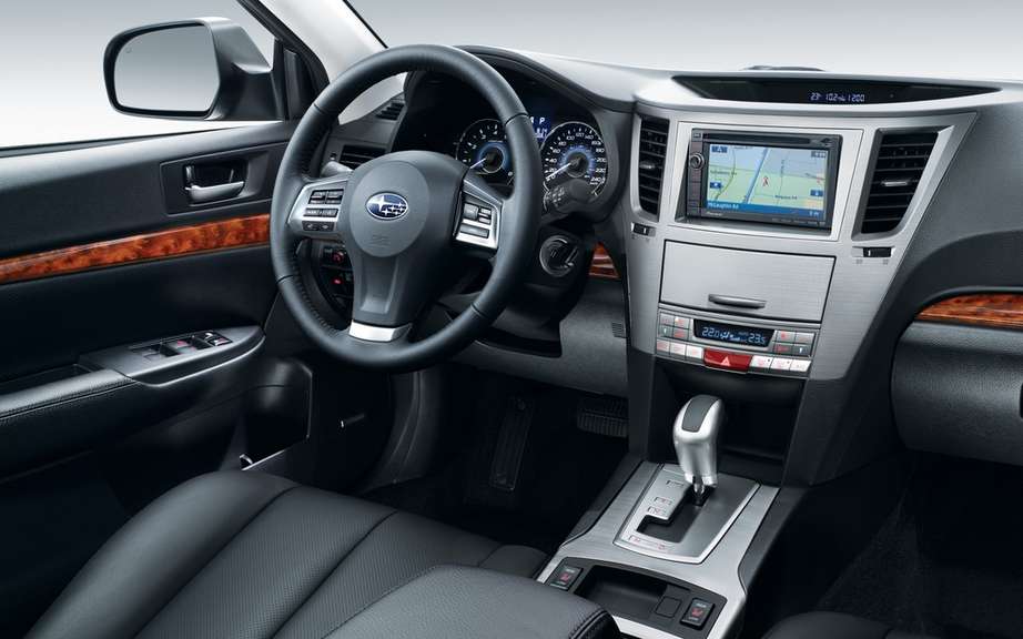 Subaru presents the function of integration of smart phones for 2012 model year