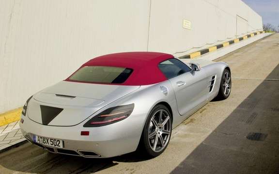 Mercedes-Benz SLS AMG Roadster: With cloth top picture #2