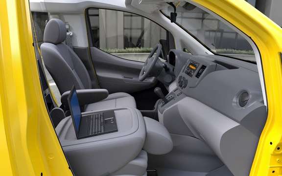 Nissan NV 200: Select the official taxi of New York City picture #2