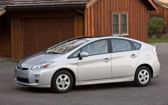 Global Toyota hybrid sales exceed three million units