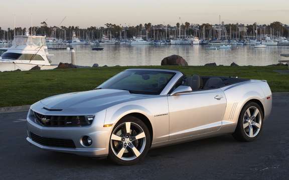 Chevrolet Camaro Convertible 2011: Start of production Oshawa picture #5