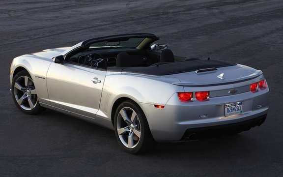 Chevrolet Camaro Convertible 2011: Start of production Oshawa picture #6