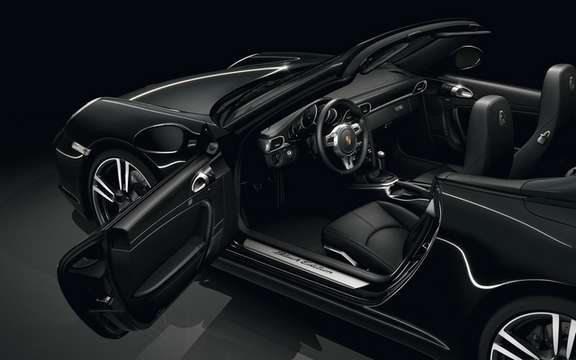 Porsche 911 Black Edition: Only 1911 units produced picture #9