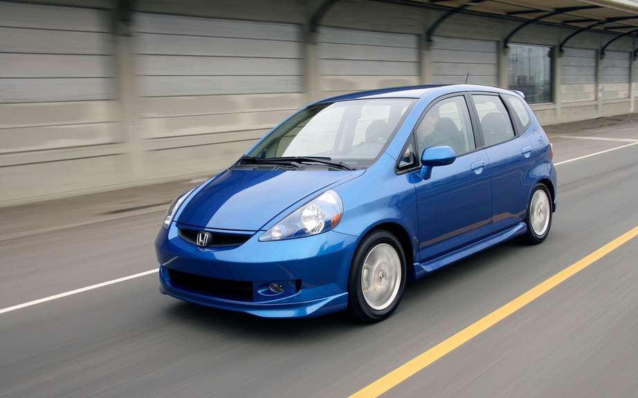 Honda Fit 2007 and 2008: Reminder 1.35 million cars