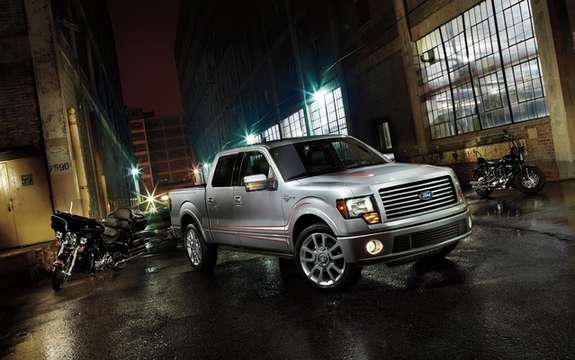 Ford F-150 Harley-Davidson 2011: missed! picture #3