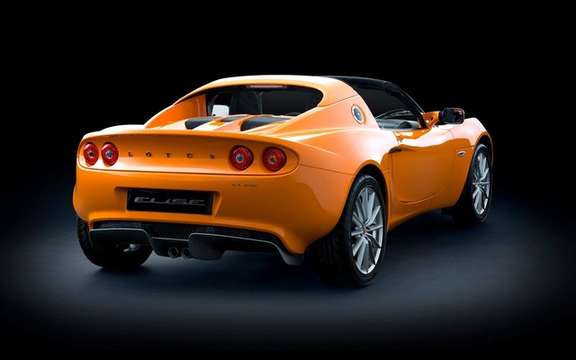 Lotus Elise 1.6: The sports car has the cleanest petrol engine? picture #2