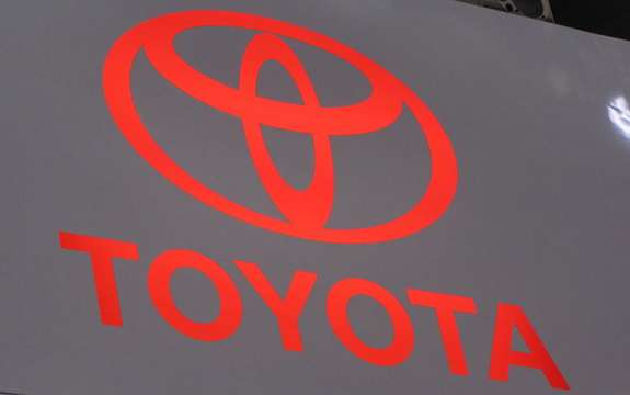 Toyota Temporarily Suspends Sales of certain vehicles picture #2