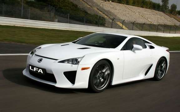 Lexus LFA: the misery of the rich! picture #3