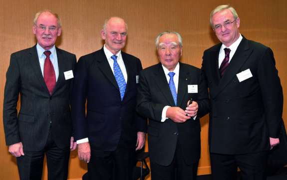 Volkswagen and Suzuki formed a strategic alliance picture #4