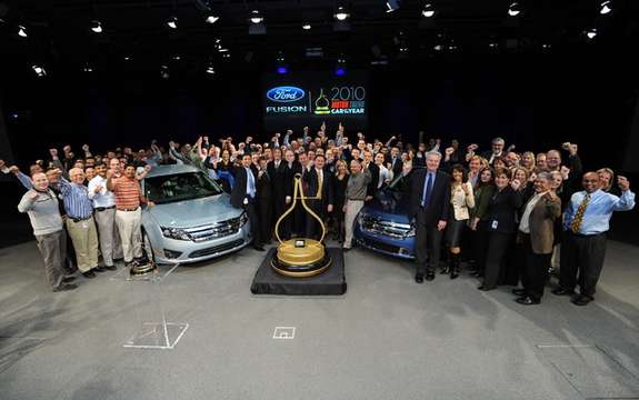 2010 Ford Fusion: 'Car of the Year' by Motor Trend