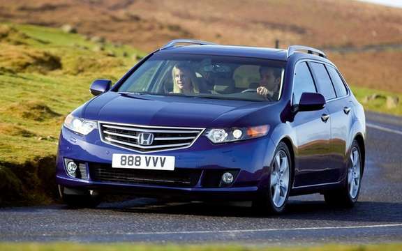 Acura TSX Sport Wagon 2011: another year of waiting picture #1