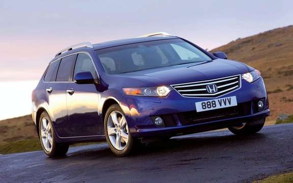Acura TSX Sport Wagon 2011: another year of waiting picture #2