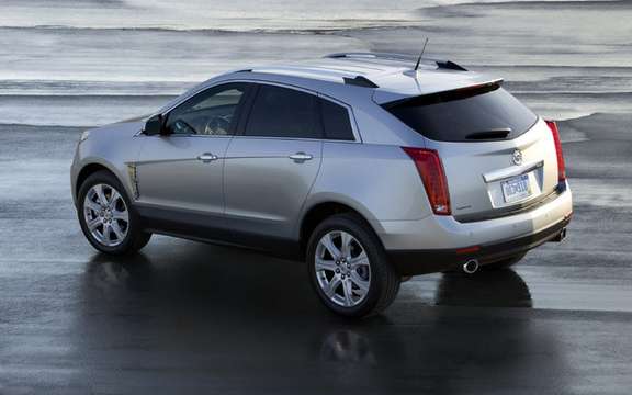 Cadillac SRX 2010, offered a starting price of $ 41,575 picture #2