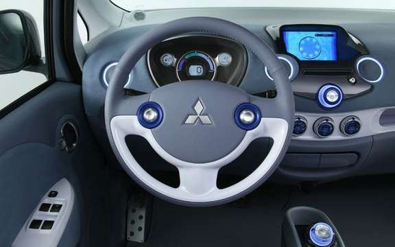 Mitsubishi i-MiEV electric propulsion is available from November 2009 in Canada picture #2
