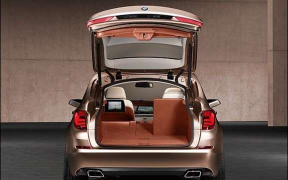 BMW unveiled the 5 Series Gran Turismo on the Internet picture #6