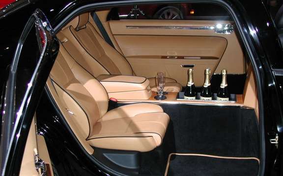 Chrysler 300C Hollywood, reverse landaulet picture #5