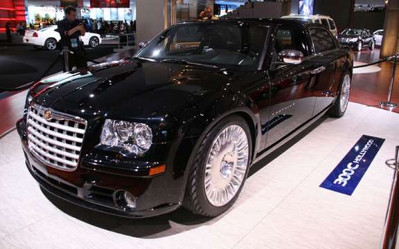 Chrysler 300C Hollywood, reverse landaulet picture #6