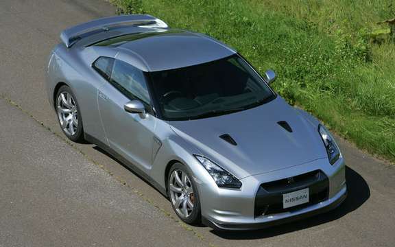 Nissan dealers Canada unveiled the GT-R 2009