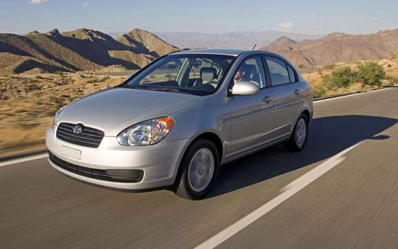 Hyundai Accent $ 9995, a national award picture #4