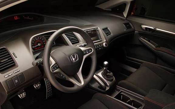 Honda Civic Si 2008 has four doors! picture #8