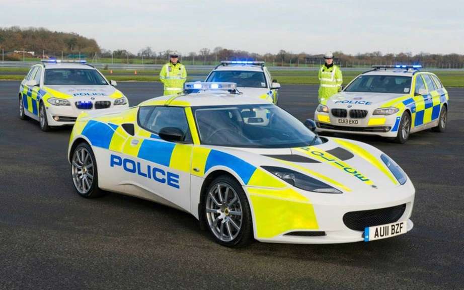 Lotus Evora S for the British police picture #3