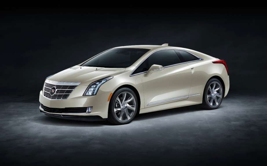 Cadillac ELR Saks Fifth Avenue SE: 100. Hurry! picture #4
