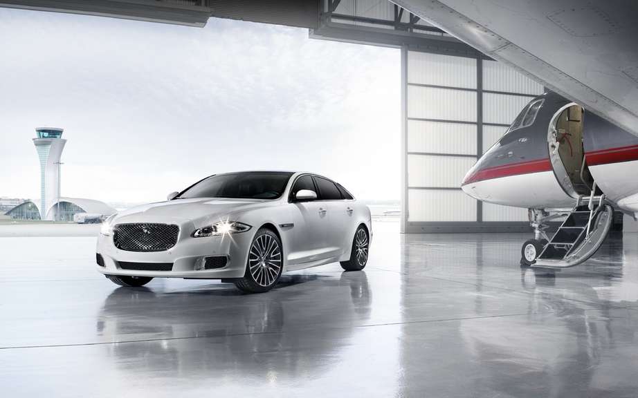 Jaguar will temporarily suspend production of its XJ sedan picture #1