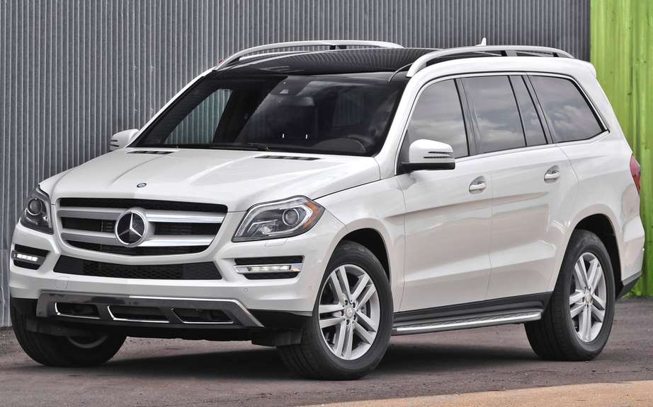 Russia reward its athletes with Mercedes-Benz GL picture #2