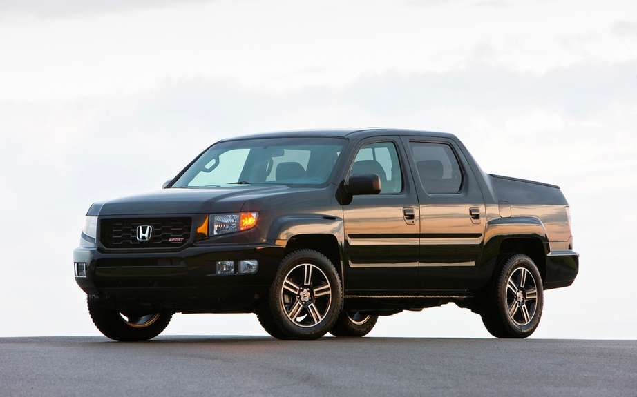 Honda Ridgeline Special Edition sale from November picture #2