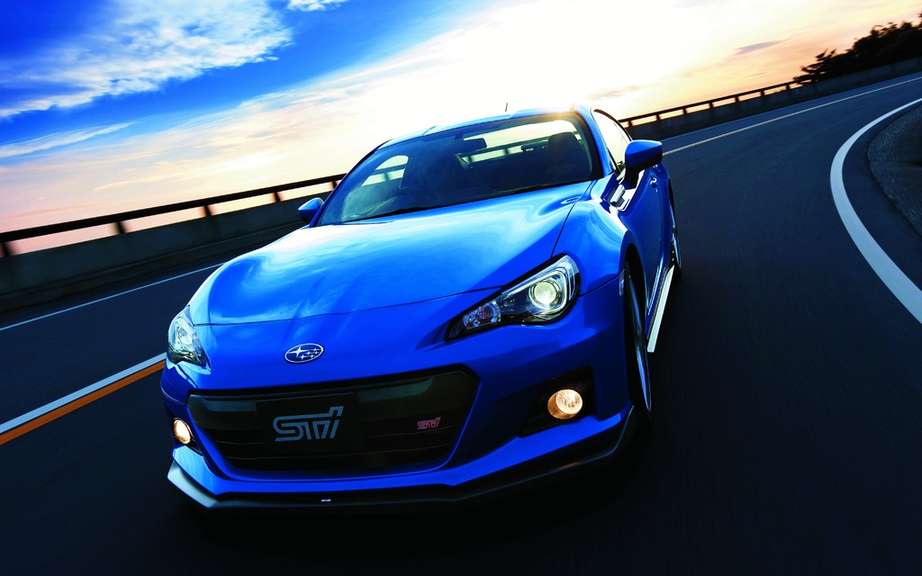 Subaru BRZ tS: in series limited and reserved for Japanese picture #4