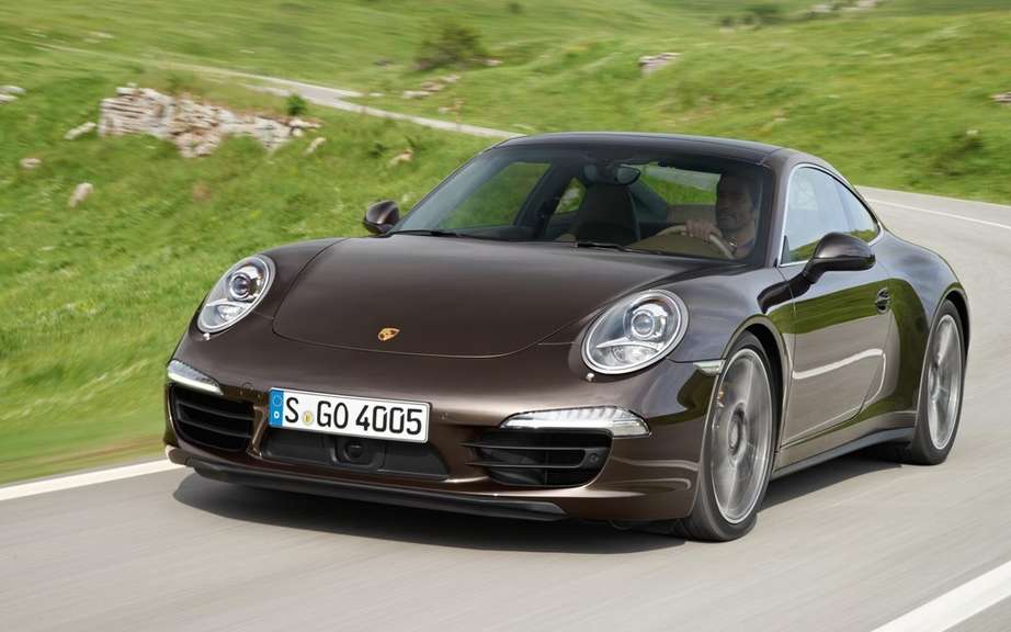 Porsche wants to bridge the gap between the Carrera 4S and Turbo picture #3