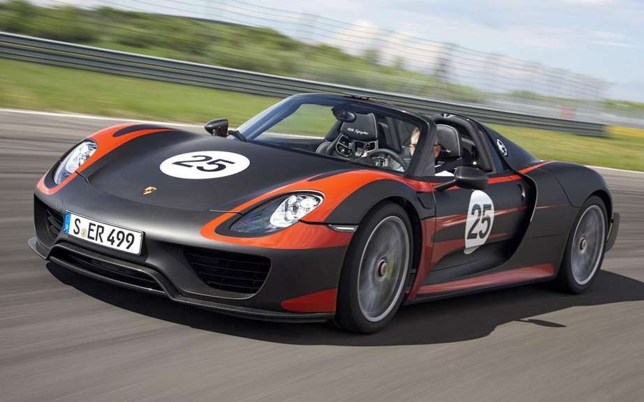 Porsche 918 Spyder HAS Produced 918 copies picture #5