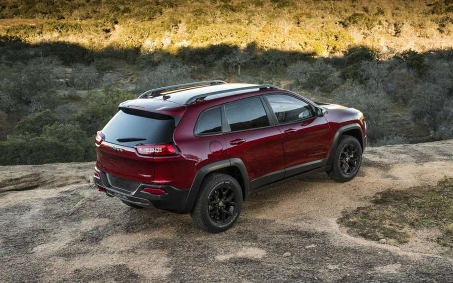 2014 Jeep Cherokee available from $ 23,495 picture #7