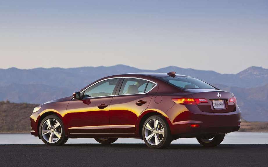 Acura ILX 2014 increasingly generous picture #2