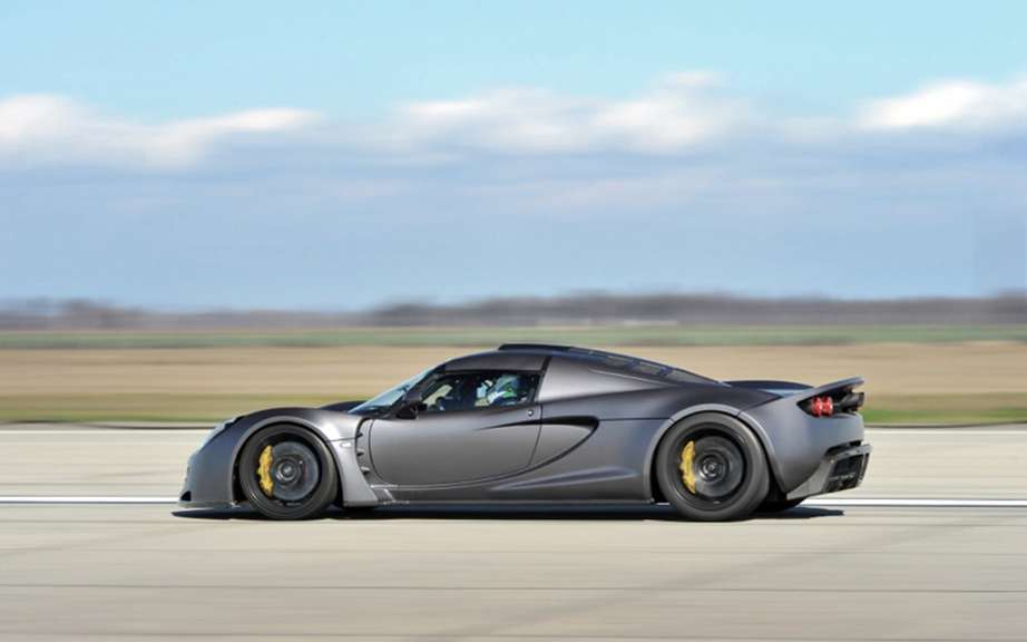 Hennessey Venom GT: as fast as a Bugatti picture #8