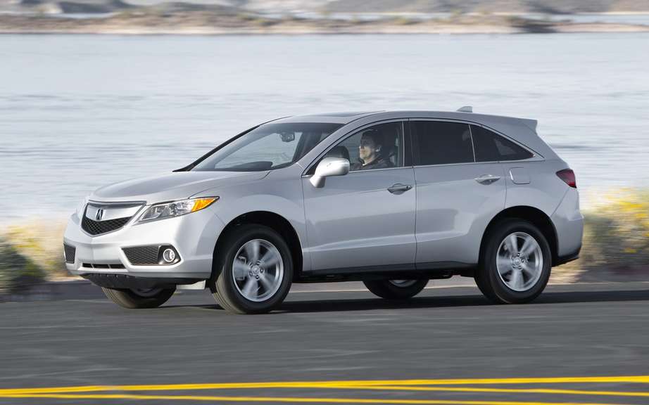 Honda recalling 225,000 minivans and SUVs in North America picture #7