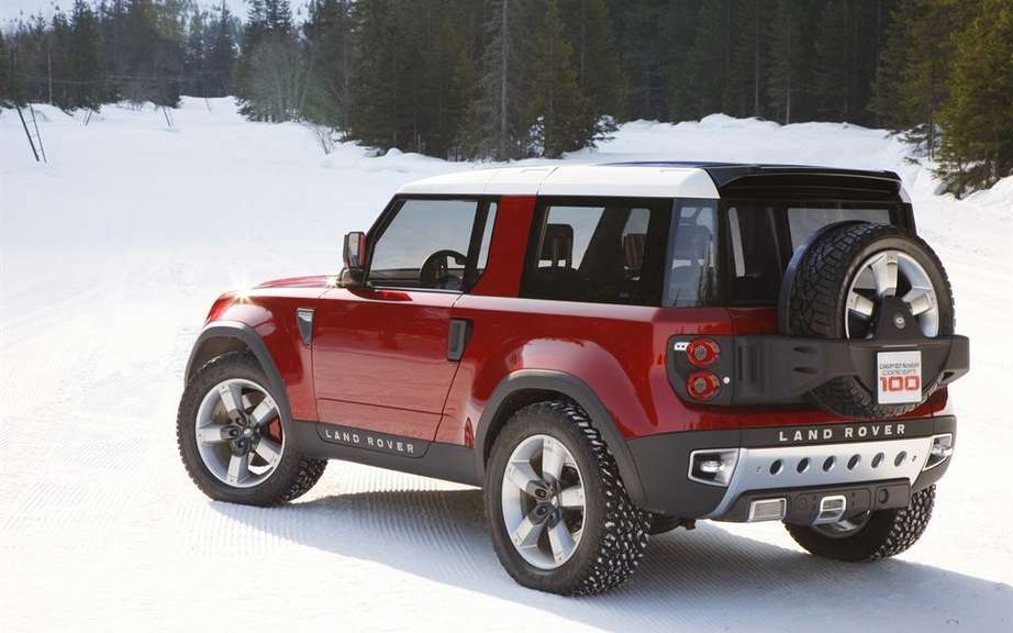 Land Rover plans to produce a small SUV picture #2